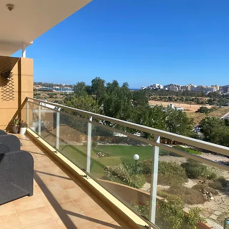 Two Bedroom With Pool 波尔蒂芒